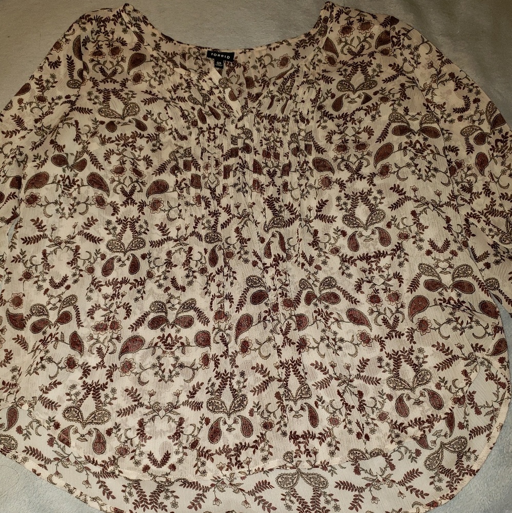Torrid top super cute size 00 M/L